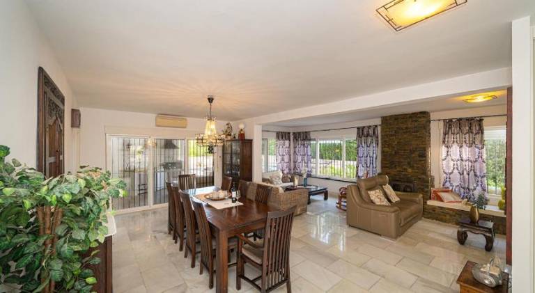 Pleasant vacation home with pool | Dogs allowed — photo 4