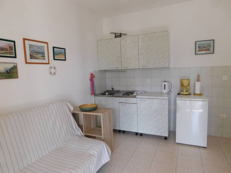 Two bedroom apartment with terrace Vinež, Labin (A-18493-a) — photo 2