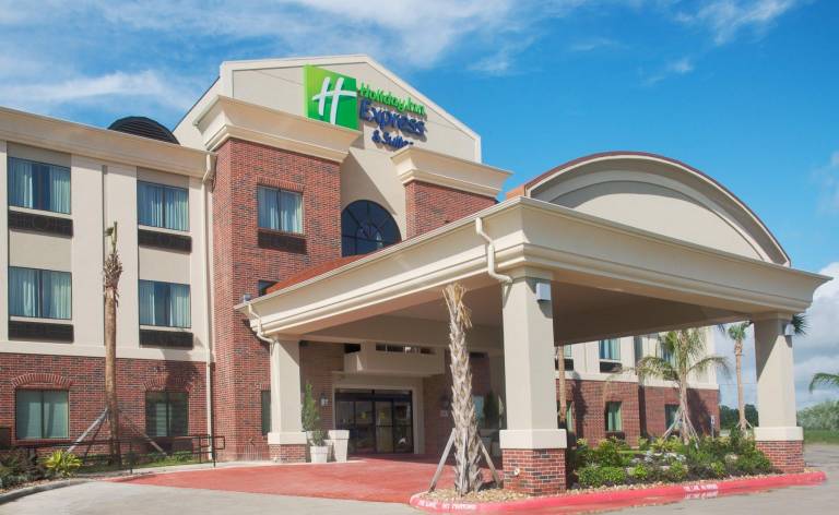 Holiday Inn Express Hotel & Suites Winnie By IHG in Winnie, TX