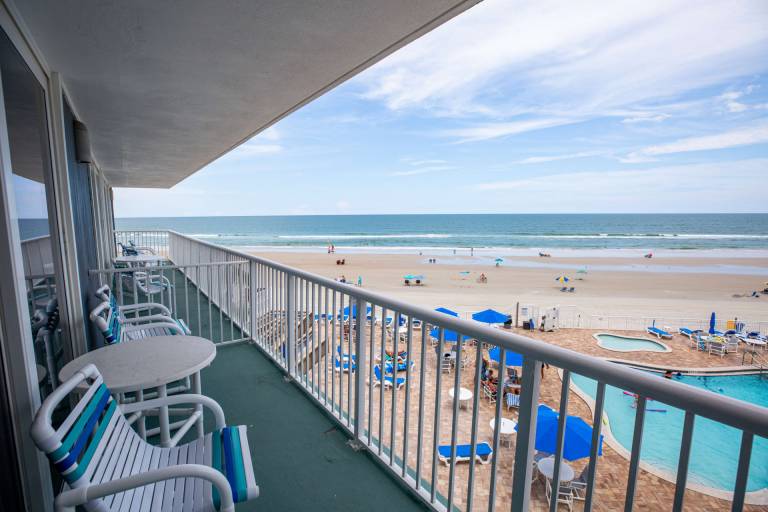 Sunward Studio at Sea Club IV Oceanfront Condo