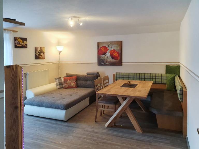 Apartment with yard & barbeque | Pet-friendly — photo 4