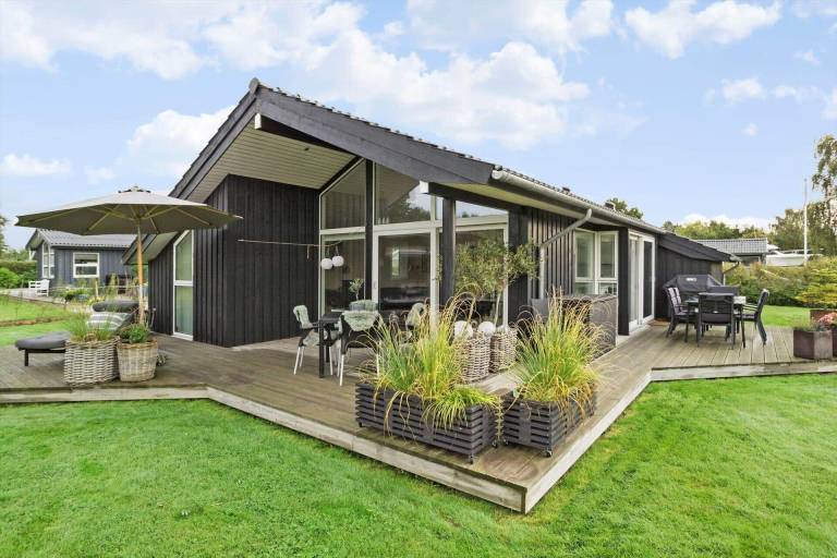 Fully equipped pleasant vacation home with barbecue | Pets are welcome — photo 3