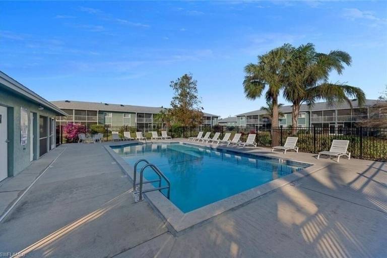 Condo North Naples