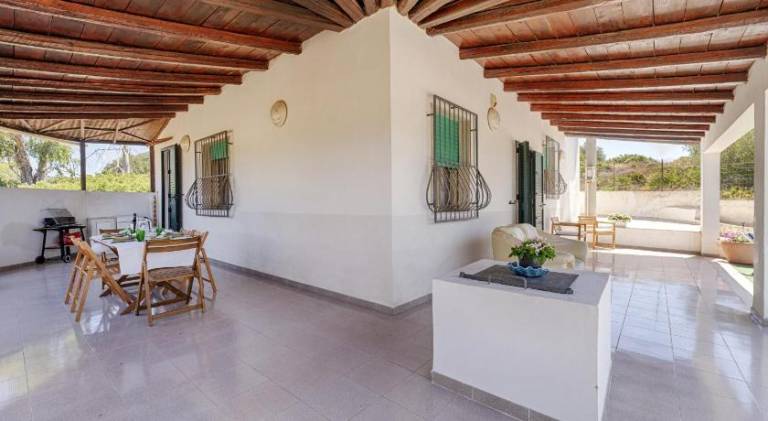 House with garden, terrace & barbecue — photo 4