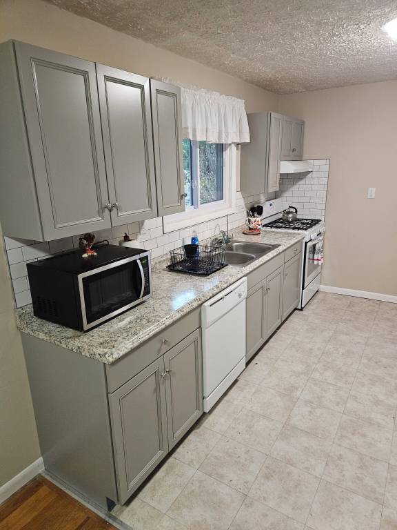 House  Glen Burnie