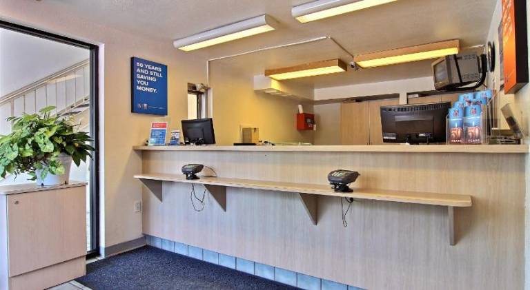 Motel 6 Merrillville, IN — photo 2
