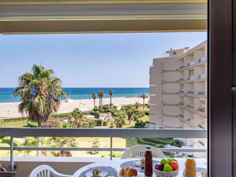 Rental apartment with terrace & garden | Sea view — photo 2