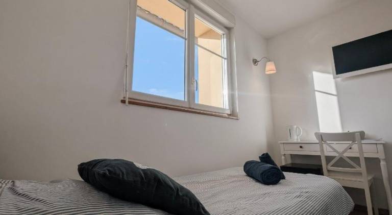Sejour authentique a Fontguenand avec parking et petit dejeuner inclus - FR-1-591-707 — photo 5