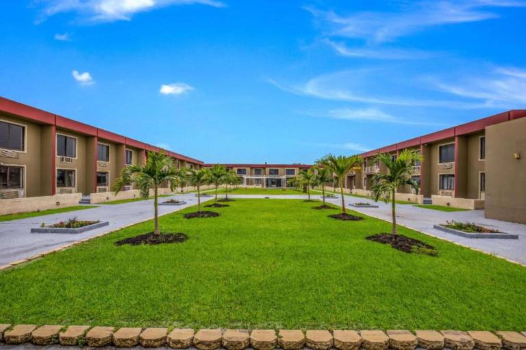 OYO Hotel Orlando Airport — photo 3