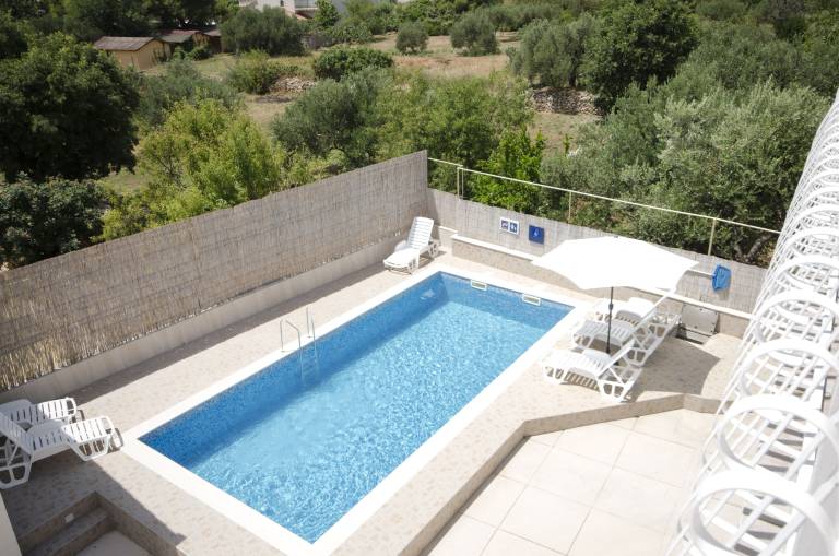 Apartments Mila Family with pool — photo 2