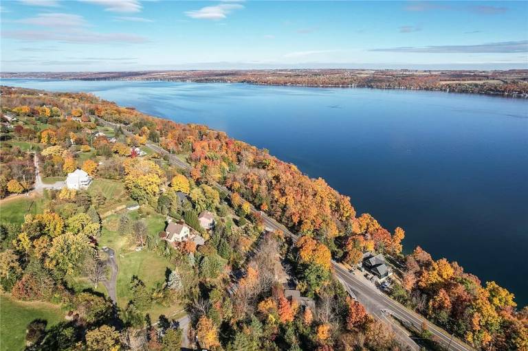 House  Canandaigua
