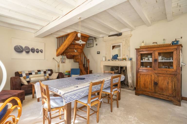 Charming house with BBQ & patio | Pet-friendly — photo 5