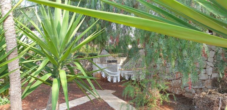 Rental apartment with patio, grill & garden | Pool view — photo 3