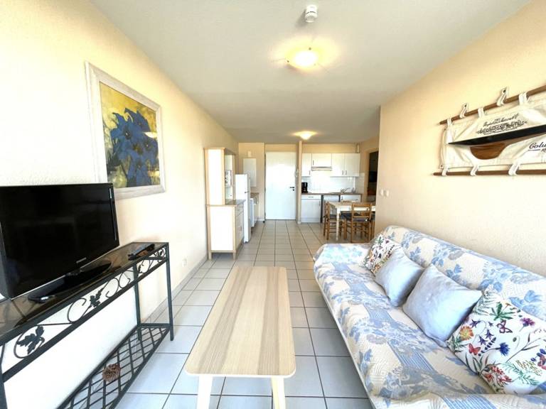 Apartment with 1 room for 4 persons — photo 3