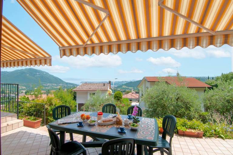 Fully equipped nice villa with patio, garden & barbeque | Garden view | Pets are welcome — photo 3