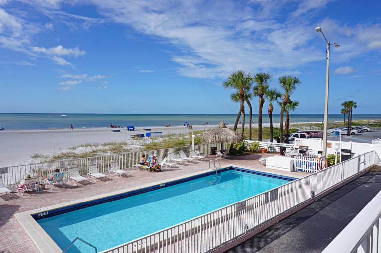 Condo  Madeira Beach