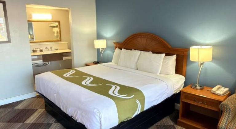 Regency Inn — photo 4