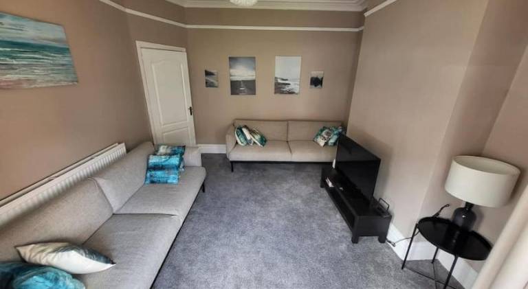Holiday apartment with 4 rooms for 10 persons in Salford