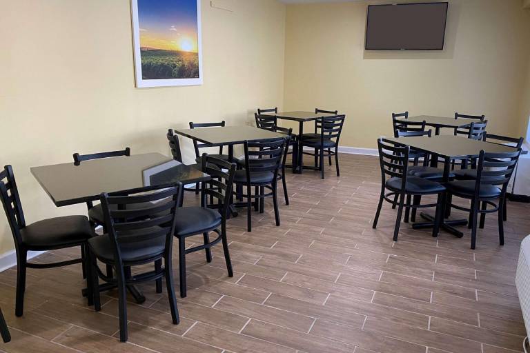 Days Inn by Wyndham Atlanta/Southlake/Morrow — photo 4