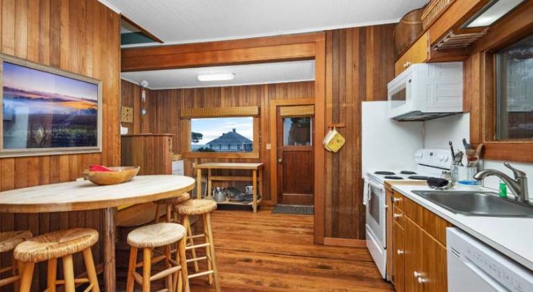 House | Beach nearby | Pet-friendly — photo 5