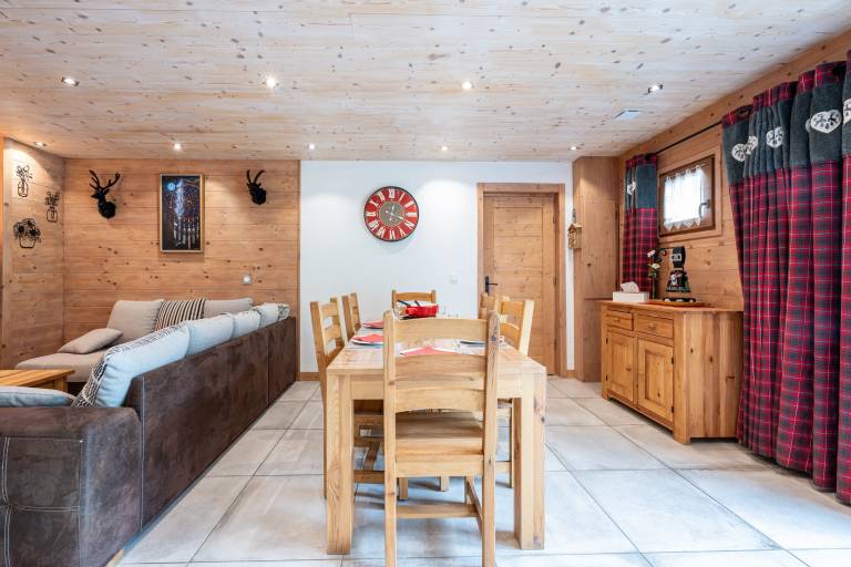 Family-friendly vacation home with grill, patio & garden | Garden view | Pet-friendly — photo 5