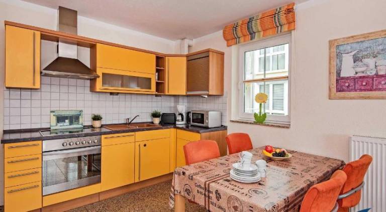 Holiday apartment with 1 room for 4 persons — photo 4