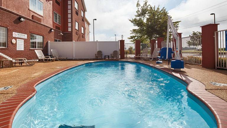 Best Western Plus Olive Branch Hotel & Suites