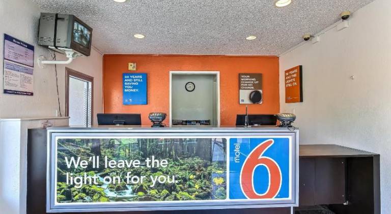 Motel 6 Pleasanton, CA — photo 4