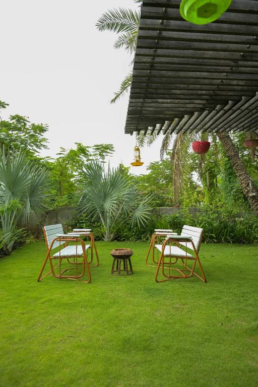 StayGuru Luxury Villa