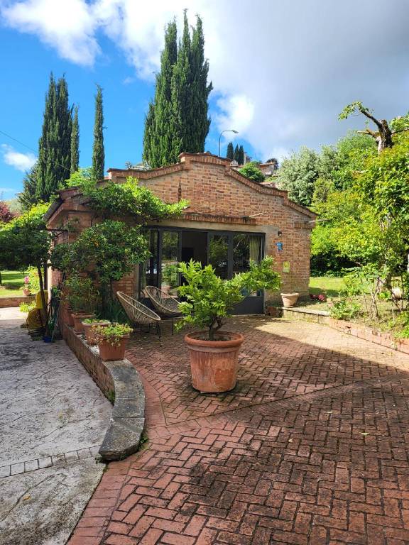 House with garden, barbecue & pool — photo 3