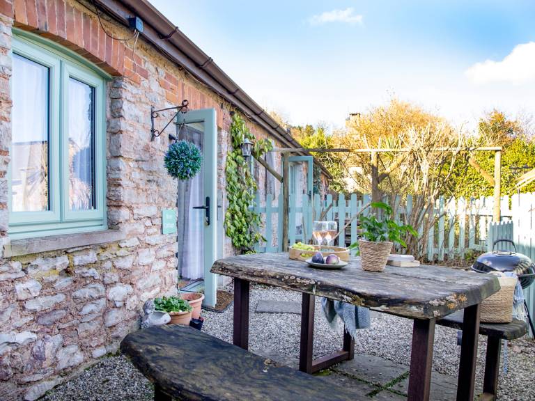 Cottage with barbecue & garden | River view in Paignton