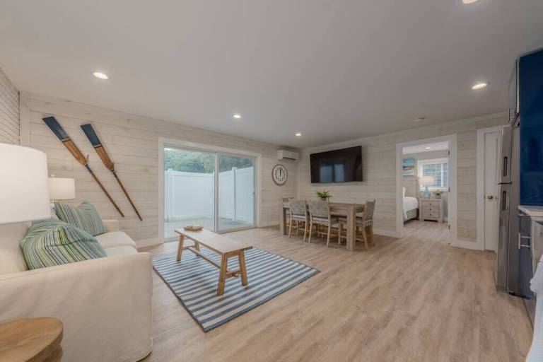 Condo  Bridgman
