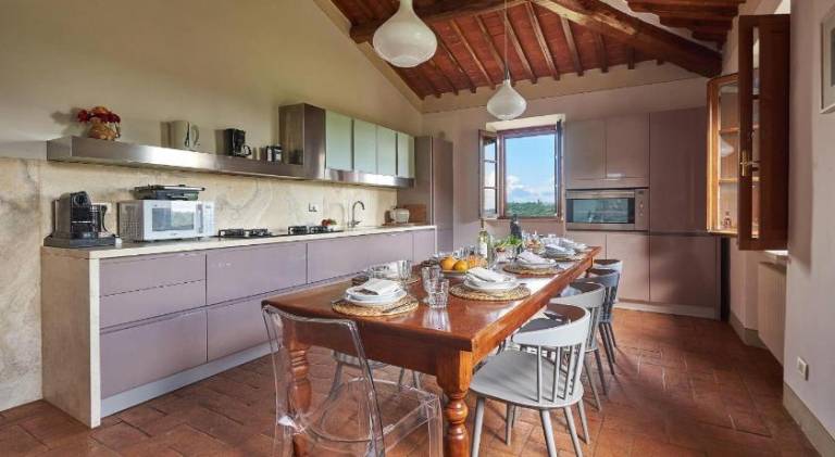Fully equipped charming villa with terrace, yard & grill | Pet-friendly — photo 3