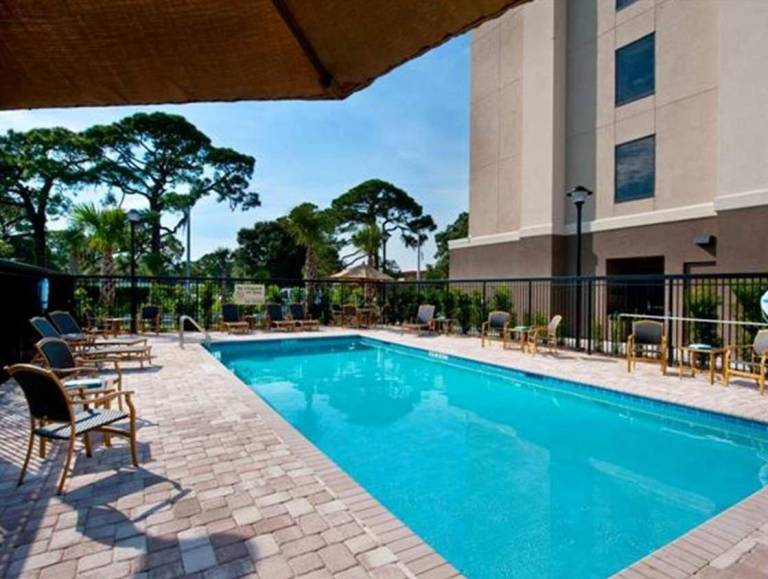Hampton Inn Okeechobee - Lake Okeechobee — photo 3