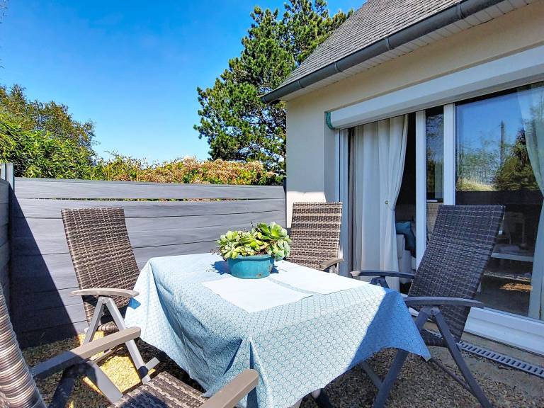 Nice vacation home with patio, barbeque & garden | Dogs allowed — photo 3