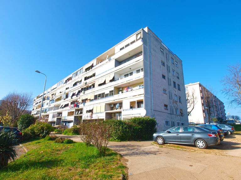 Family-friendly rental apartment with patio | Pets are welcome — photo 4