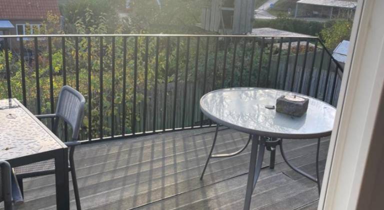 Apartment with terrace & yard — photo 4