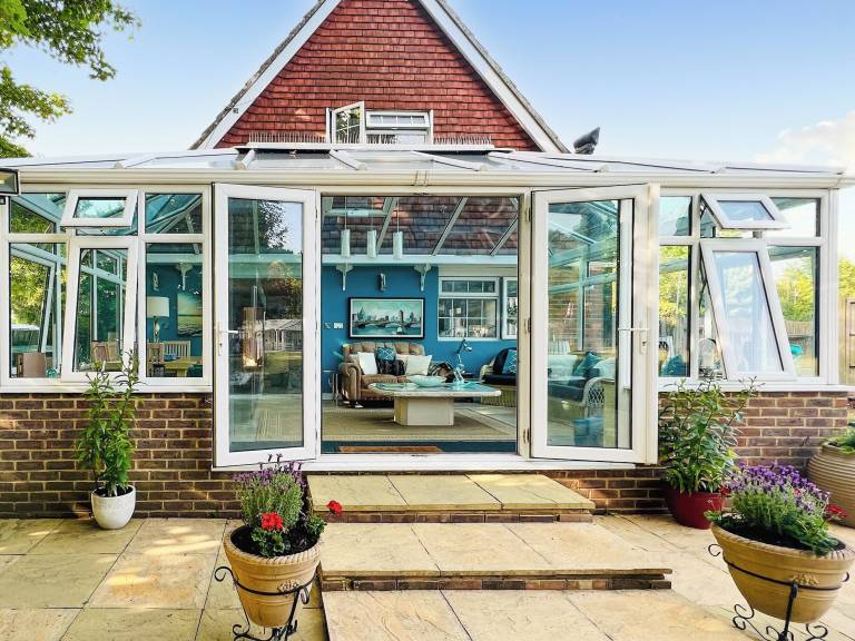 Cottage  Clapham