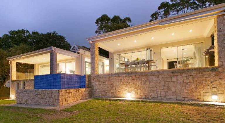 300 m&sup2; Villa