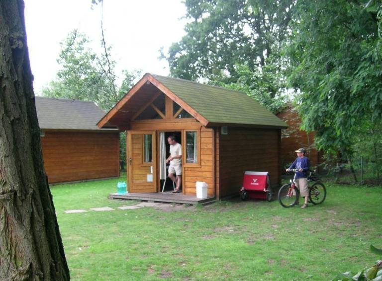 Pleasant vacation home with yard | Pets allowed — photo 2