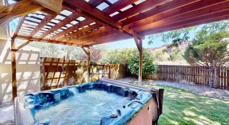 Vacation home with jacuzzi | Suitable for remote work | Pet-friendly — photo 4