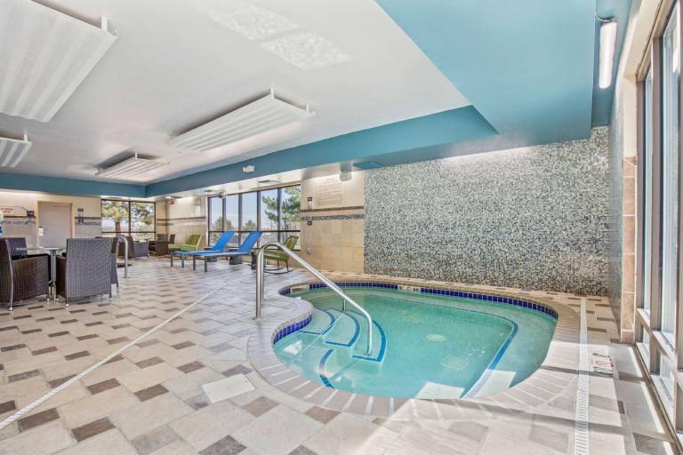 Hampton Inn & Suites Greeley — photo 2