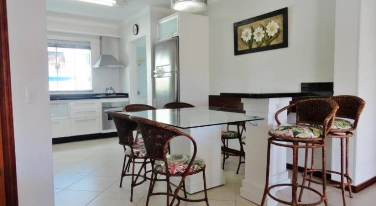 Rental apartment with pool — photo 3