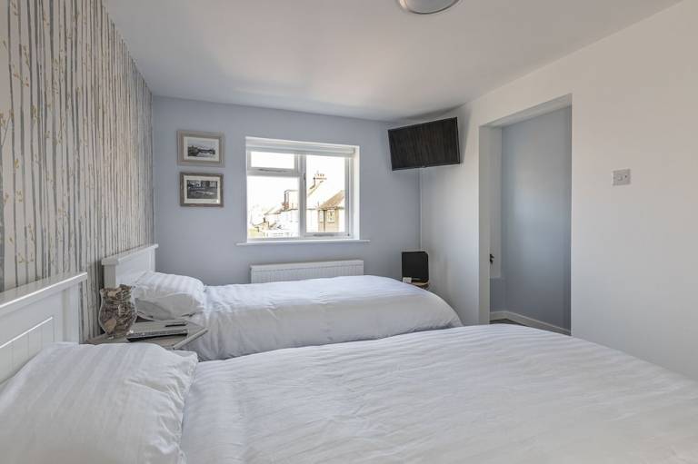 Bed & Breakfast  Canterbury