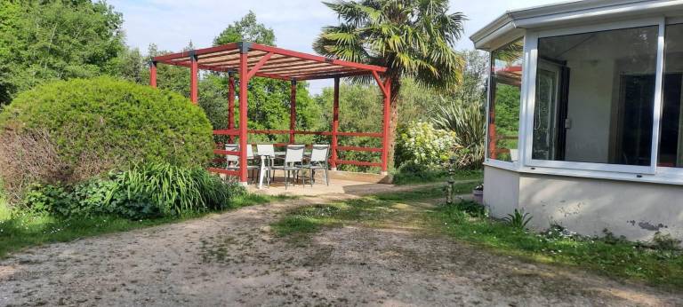 Vacation home with yard, heated pool & fast internet | Garden view — photo 3