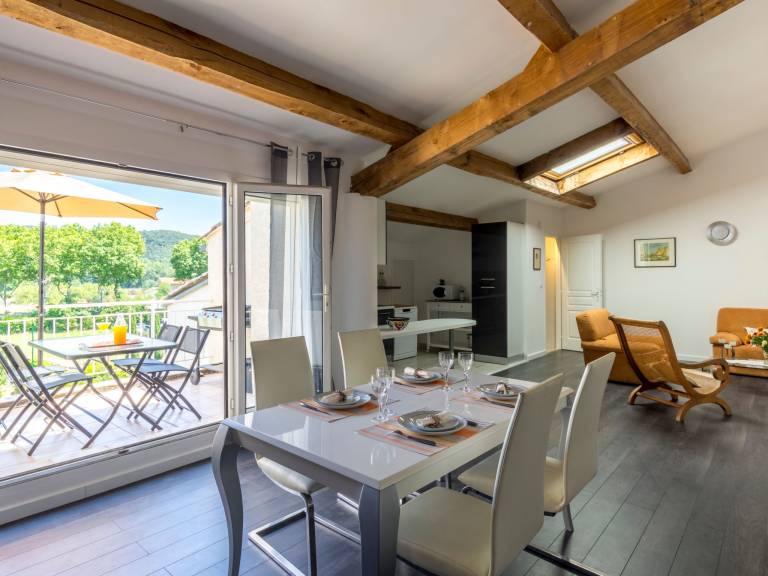 Holiday apartment with barbecue & terrace — photo 4