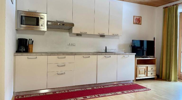 Apartment with 2 rooms for 6 persons — photo 3