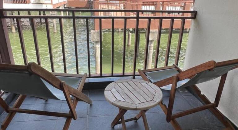 Water Chalet PD Private Unit