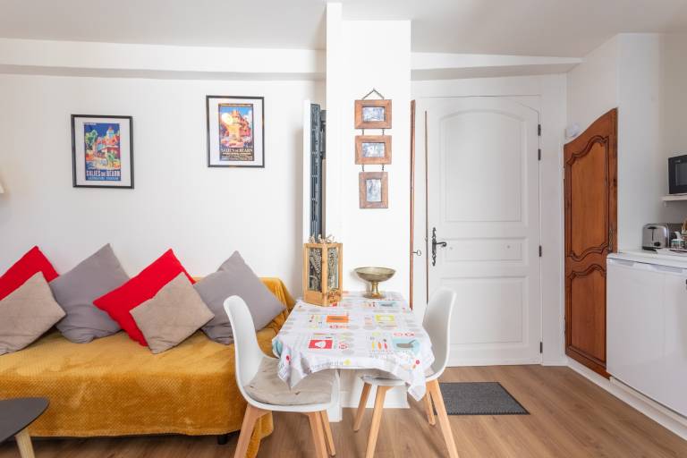 Family-oriented beautiful rental apartment | Pets are welcome — photo 3
