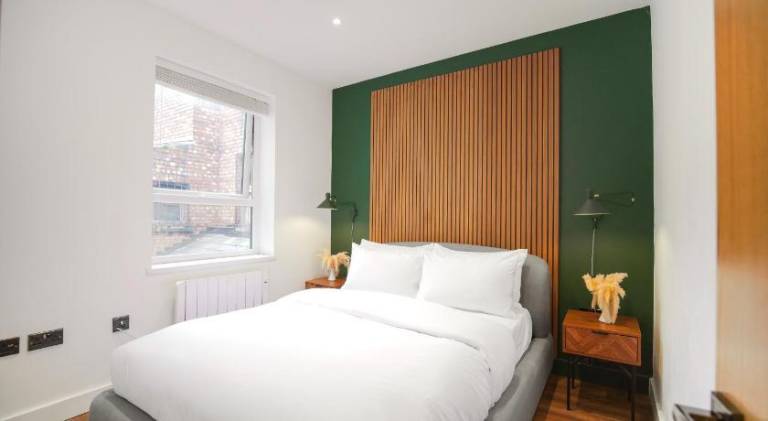 Holiday apartment | Next to Manchester Town Hall — photo 2